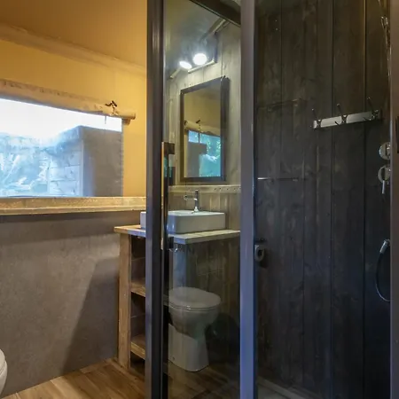 Comfortable Safari Tent With Bathroom, On A In De Maasduinen Luxury tent Arcen