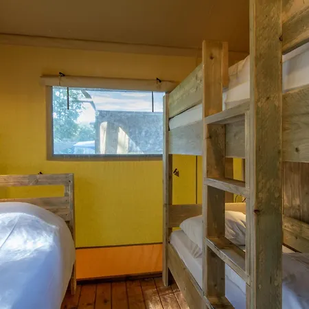 Luxury tent Comfortable Safari Tent With Bathroom, On A In De Maasduinen *